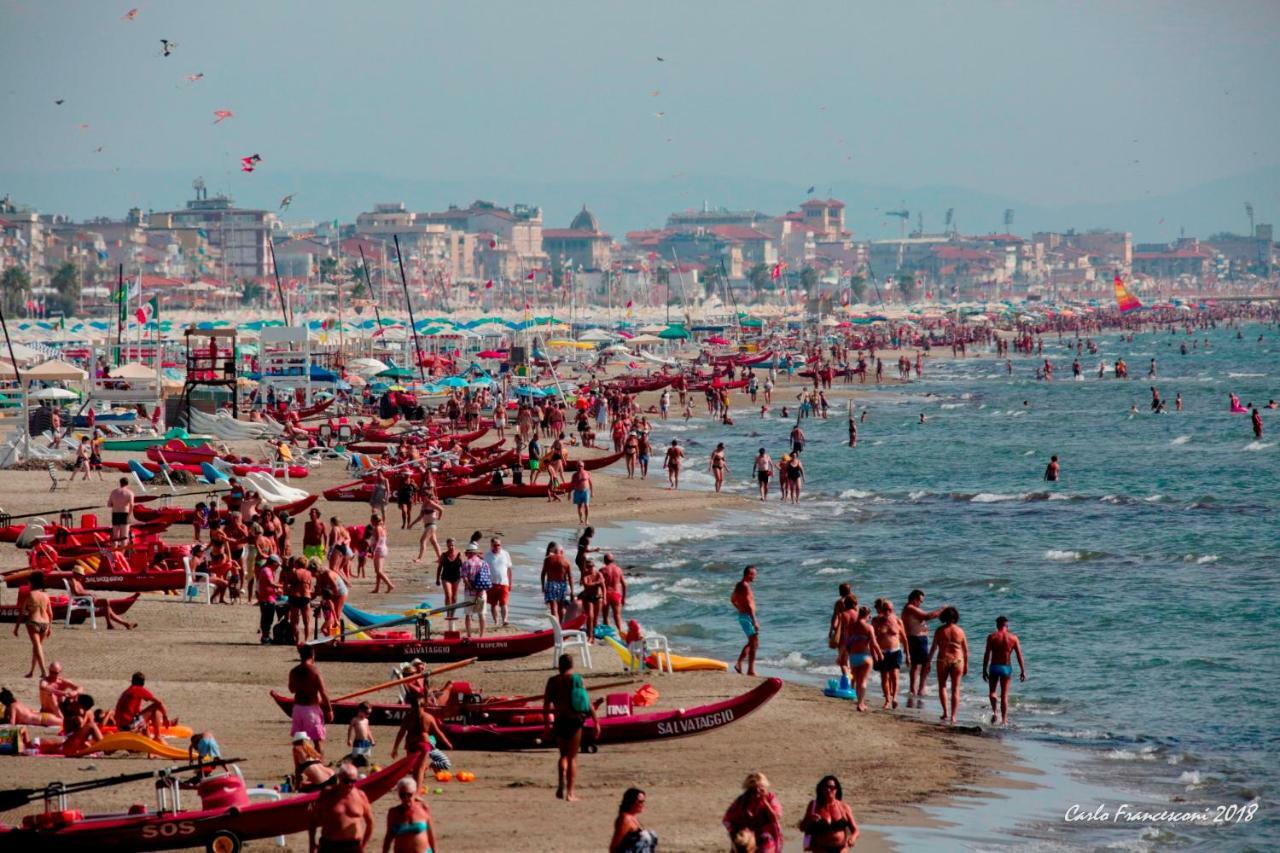 Vacanze A Viareggio Exteriör bild